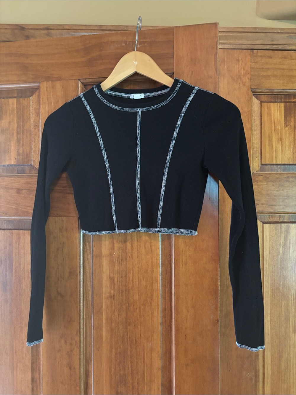 Garage Black Cropped Long-Sleeve Top with Contrast Gray Stitching